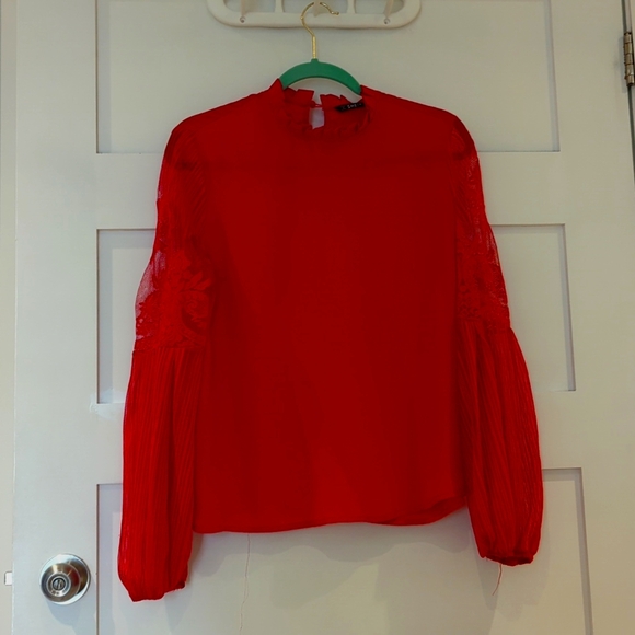 NWOT shein red lace detail blouse - Picture 1 of 4